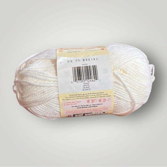 🟢5/$25  Barnard White Yarn Softee Baby - Picture 3 of 5
